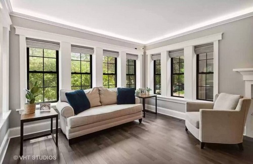 Ravenswood Manor House | Historic Masterpiece Home in Ravenswood Manor
