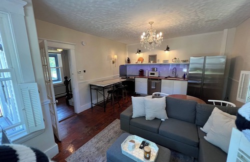 South Berwick House | Historic Newly Renovated 3-bedroom Townhome with WiFi, AC Downtown South Berwick