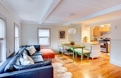 Saugerties South House | Historic Saugerties Home with Deck River Views!