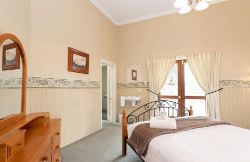 Akaroa Hotel | Historic Shipping Office - Akaroa