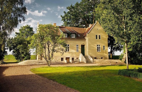 Modlich Condo | Historic vicarage directly on the Elbe dyke in Mödlich, "Elbe" apartment *