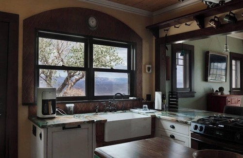 Jerome House | Historic Villa Sleeps 6 Red Rock Views by Sedona