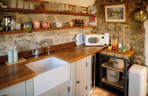Shaftesbury Cottage | Historical cottage on Gold Hill (Hovis ad) Spectacular viewsn2-min walk to town