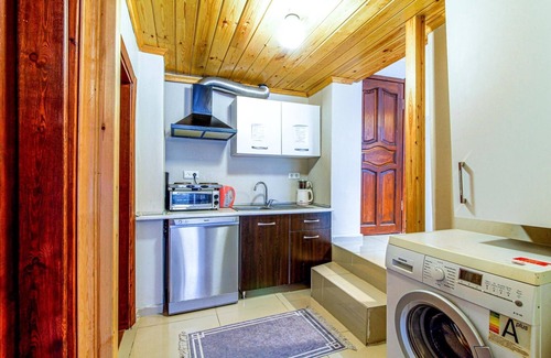 Beyoglu Villa | Historical Duplex Villa with Patio in Beyoglu