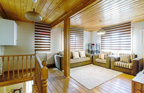 Beyoglu Villa | Historical Duplex Villa with Patio in Beyoglu