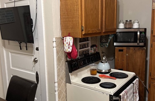 South Norfolk Apartment | Historical section of Chesapeake. Propertie nice and groomed quiet neighborhood.