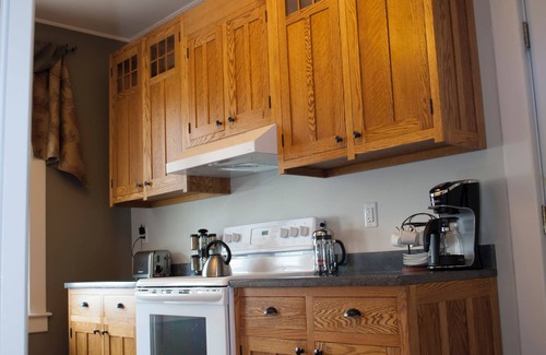 North Creek Apartment | Historically Restored 1800's Dr.'s Residence Overlooking The Hudson River