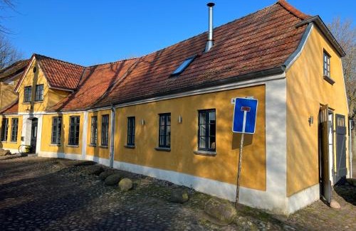 Petersdorf Villa | Historisches Pastorat - Villa Mika