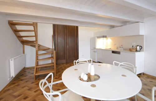 Brasov City Centre Apartment | History & Luxury Piata Sfatului