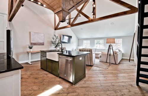 Fayetteville House | Hj's Elevator