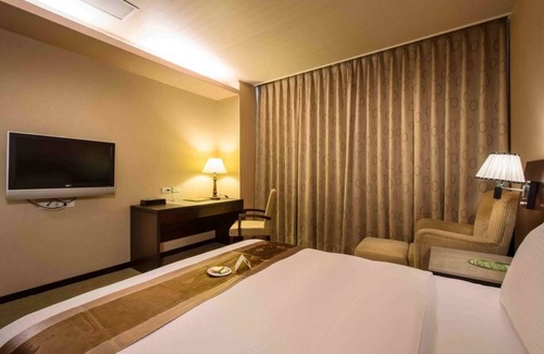 Shengang District Hotel | Ho Fong Business Stay