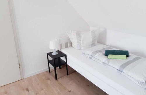 Wernau House | HÖ01 large apartment with dryer and washing machine