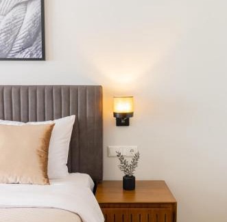 Haffkrug Apartment | Hochwertige Ferienwohnung mit Sonnenterrasse & Gartenblick, nur wenige Gehminuten zum Strand