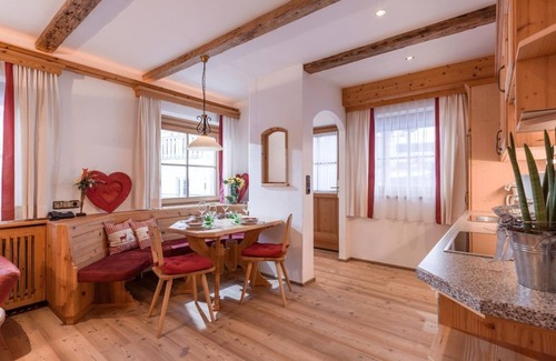 Prama Apartment | Hochzeitssuite - Wellnessresort Seiwald