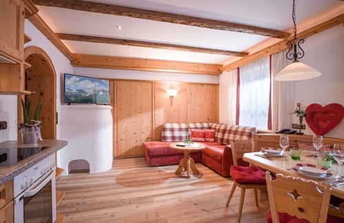 Prama Apartment | Hochzeitssuite - Wellnessresort Seiwald