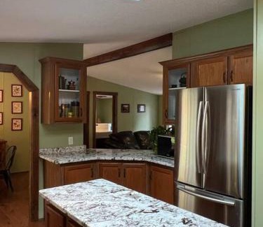 Rockbridge House | Hocking Hills Cabin-Private Hot Tub, Hiking, Caves