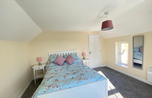 Ironbridge Apartment | Hodge Bower Holidays, Ironbridge - Blades
