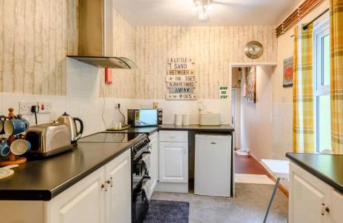 Gorleston-on-Sea House | Hodges - Uk30761