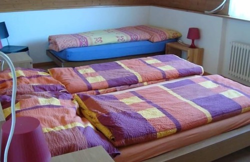 Dietikon District Apartment | "Hof Eggweid" flat with a view of the mountains