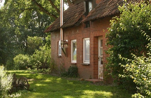 Amt Neuhaus House | Hof Schwalbennest auf Mondscheinshöhe