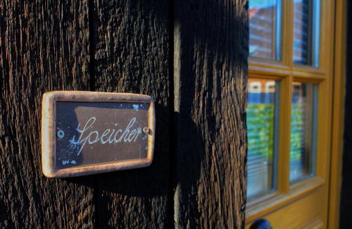 Wolterdingen House | Hof von Felde