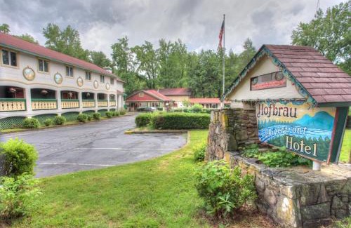 Helen Hotel | Hofbrau Riverfront Hotel