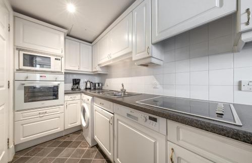 The City of London Apartment | Holborn & Central London - 1BR - CityApartmentStay
