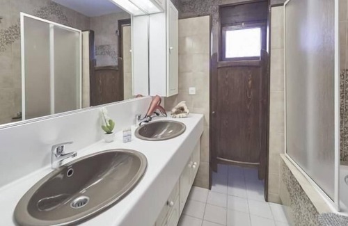 Sant Andreu de Llavaneres House | Holiday house Sant Andreu de Llavaneres for 1 - 14 persons with 7 bedrooms - Holiday home
