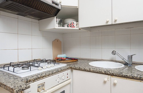 Monte Petrosu House | Holiday Home 'Villetta Meyer Lu Pitrali' with Sea View, Private Terrace and Private Garden