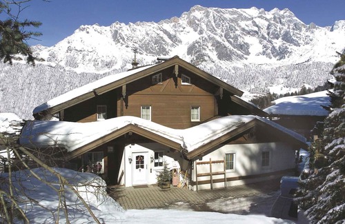 Dienten am Hochkoenig Apartment | Holiday apartment with pool and sauna in the house