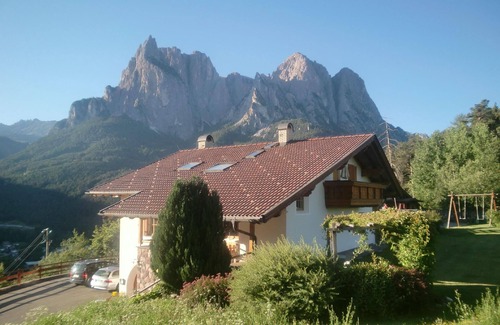 Siusi Apartment | Holiday apartment Seis am Schlern (Siusi) for 1 - 5 persons with 2 bedrooms - Twin house