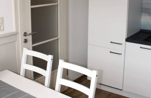 Niederzissen Apartment | Holiday Apartment 'Auf Dem Kleeberg' with Terrace, Shared Garden & Wi-Fi