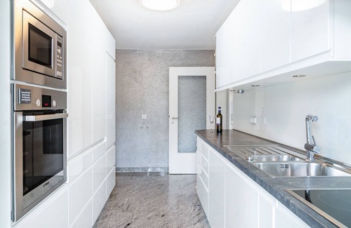 Unteruhldingen Apartment | Holiday Apartment 'See Oase' with Private Terrace and Balcony