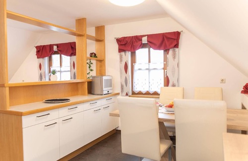 Stubenberg House | holiday apartment at the lake Stubenbergsee with a GenussCard