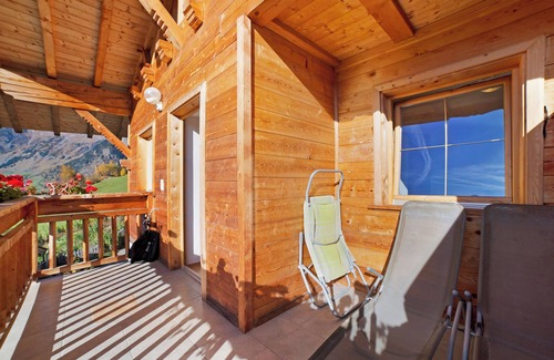 Moso in Passiria Apartment | Holiday Apartment "Unterstuanerhof Hochwilde" with Mountain View, Garden, Balcony & Wi-Fi