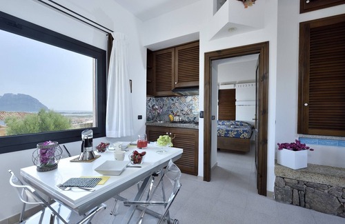 Porto San Paolo Apartment | Holiday apartments L'Ea di Lavru nSEA VIEW 3-rooms apartment-TOP INTERIOR DESIGN