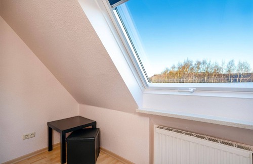 Esens Apartment | Holiday apartment Bensersiel for 1 - 5 persons with 3 bedrooms - Twin house