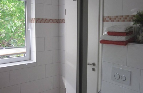 Altglienicke Apartment | Holiday apartment Berlin for 1 - 5 persons - Holiday apartment in one or multi-family house