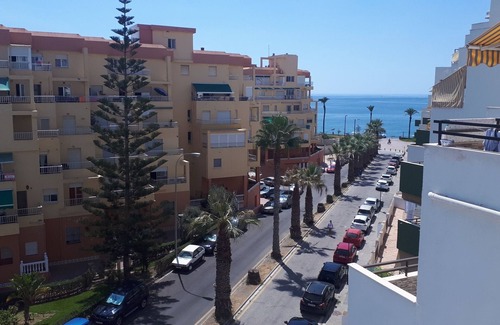 Salobrena Apartment | Holiday Apartment Casa Conchita with Sea View, Shared Pool & Wi-Fi
