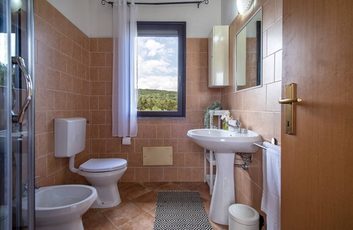 Santa Maria La Palma Other | Holiday Apartment 'Casa Vacanza Baratz 2' with Mountain View, Garden & Wi-Fi