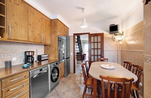 Santa Luzia Apartment | Holiday Apartment "Duplex Tartaruga" with Private Terrace & Wi-Fi