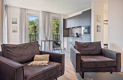 Altenbeken Apartment | Holiday Apartment "Egge Resort 7c" with Balcony, Whirlpool and Sauna