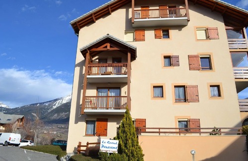 Embrun Apartment | Holiday apartment Embrun for 1 - 6 persons with 3 bedrooms - Holiday apartment in one or multi-famil