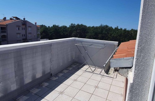 Cancini Apartment | Holiday apartment for max. 8 people in a quiet location