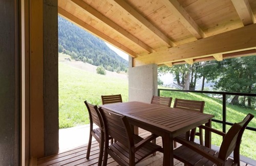 Bister Apartment | Holiday apartment Grengiols for 1 - 8 persons with 3 bedrooms - Historical building