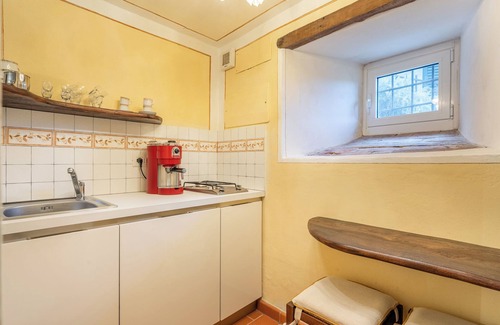 Molazzana Other | Holiday Apartment "Grillo Rosso 8" with Private Garden and Fireplace