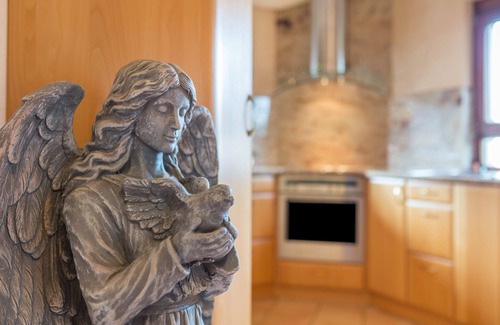 Lauf Apartment | Holiday Apartment 'Haus Am Bächel' with Balcony and Wi-Fi