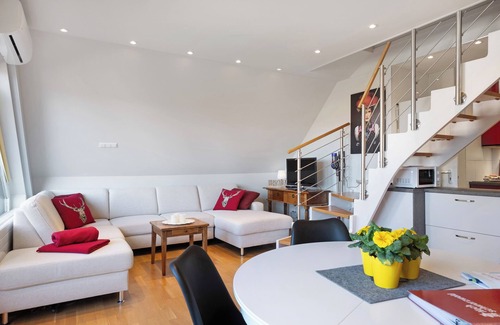 Saig Apartment | Holiday Apartment 'Hirschsprung Saig' with Mountain View, Wi-Fi and Air Conditioning