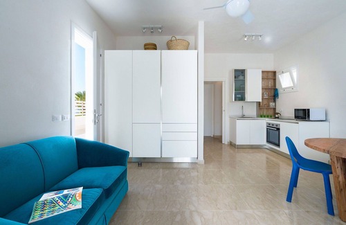 Custonaci Apartment | Holiday Apartment in Cornino with 2 bedrooms sleeps 3