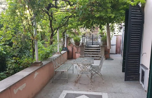 Finalborgo Apartment | Holiday apartment Finale Ligure for 1 - 8 persons with 3 bedrooms - Holiday apartment in one or mult